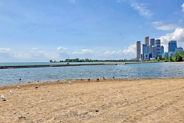 2401 - 105 The Queensway, Condo with 1 bedrooms, 1 bathrooms and 1 parking in Toronto ON | Image 27