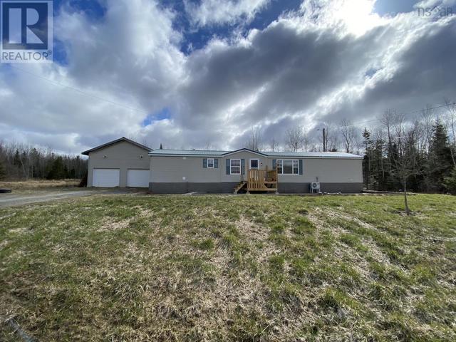 1188 North Salem Road, House detached with 3 bedrooms, 1 bathrooms and null parking in East Hants NS | Image 2