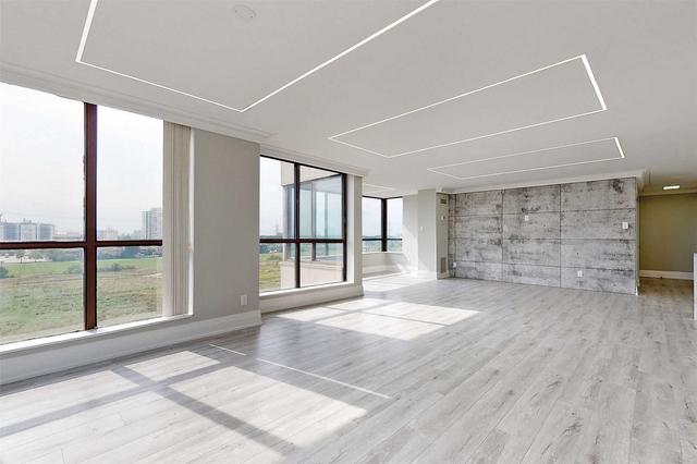 907 - 131 Torresdale Ave, Condo with 3 bedrooms, 2 bathrooms and 1 parking in Toronto ON | Image 5