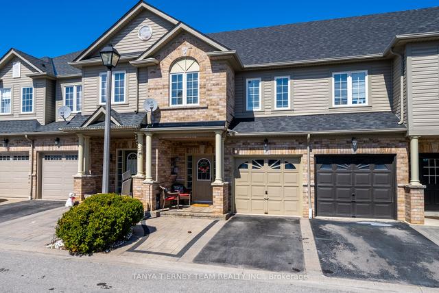 65 Tempo Way, House attached with 3 bedrooms, 3 bathrooms and 3 parking in Whitby ON | Image 12