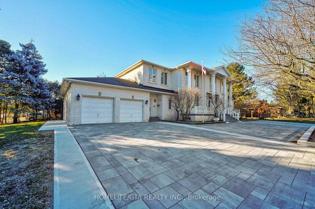19 Braeburn Blvd, House detached with 4 bedrooms, 5 bathrooms and 9 parking in Toronto ON | Image 23