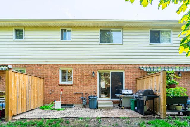 9 - 275 Pelham Rd, Townhouse with 3 bedrooms, 2 bathrooms and 1 parking in St. Catharines ON | Image 31