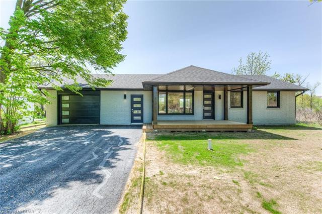 72 Harts Lane W, House detached with 3 bedrooms, 2 bathrooms and 7 parking in Guelph ON | Image 1