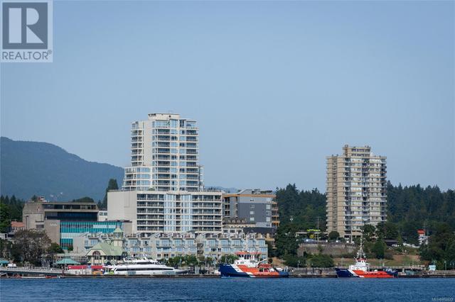 205 - 38 Front St, Condo with 1 bedrooms, 1 bathrooms and 1 parking in Nanaimo BC | Image 3