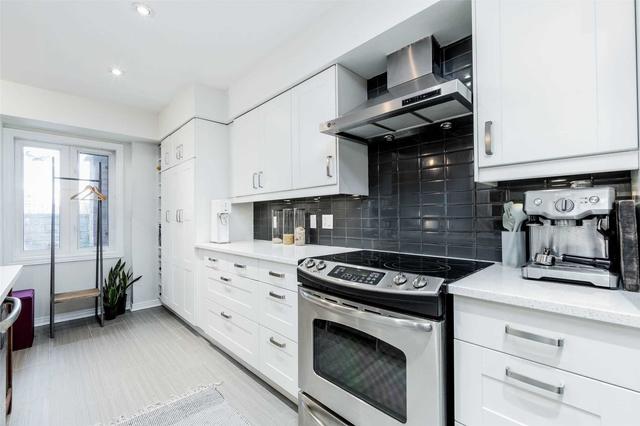 608 - 12 Sudbury St, Townhouse with 2 bedrooms, 2 bathrooms and 1 parking in Toronto ON | Image 3