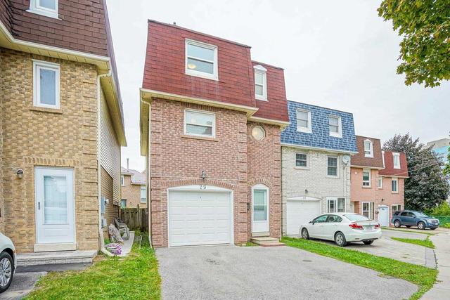 29 Kimbercroft Crt, House detached with 3 bedrooms, 3 bathrooms and 3 parking in Toronto ON | Image 1