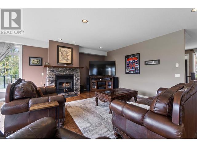 8097 Seed Road, House detached with 5 bedrooms, 4 bathrooms and 4 parking in North Okanagan F BC | Image 24