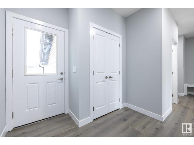 4828 177 Av Nw, House detached with 3 bedrooms, 2 bathrooms and 2 parking in Edmonton AB | Image 2