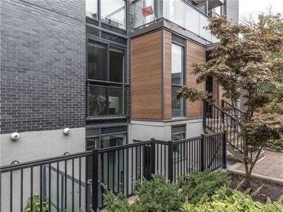602 - 5 Sousa Mendes St, Townhouse with 2 bedrooms, 3 bathrooms and 1 parking in Toronto ON | Image 1