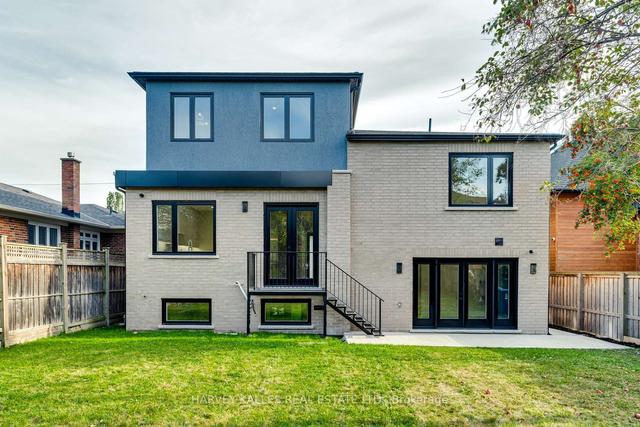 150 Viewmount Ave, House detached with 4 bedrooms, 5 bathrooms and 3 parking in Toronto ON | Image 35