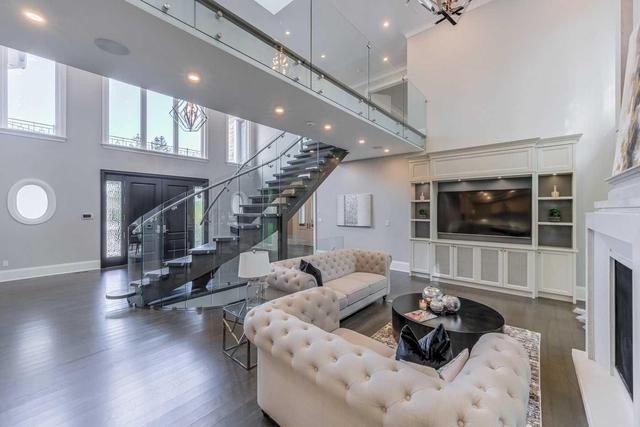 2537 Mindemoya Rd, House detached with 5 bedrooms, 8 bathrooms and 6 parking in Mississauga ON | Image 6