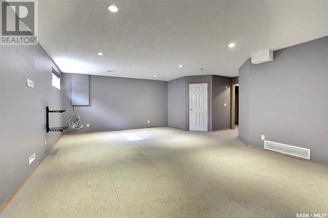 107 Butler Drive, House detached with 4 bedrooms, 3 bathrooms and null parking in Regina Beach SK | Image 27