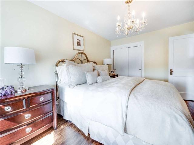 144 Ottawa Ave S, House detached with 3 bedrooms, 1 bathrooms and 3 parking in Hamilton ON | Image 12