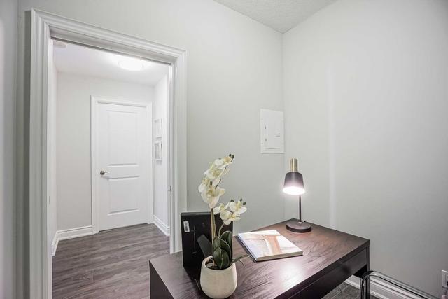 d320 - 33 Clegg Rd, Condo with 1 bedrooms, 2 bathrooms and 1 parking in Markham ON | Image 4