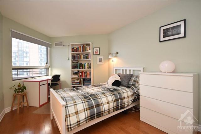 809 - 151 Bay Street, Condo with 3 bedrooms, 2 bathrooms and 1 parking in Ottawa ON | Image 20
