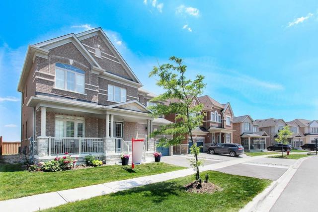 11 Strength St, House detached with 4 bedrooms, 6 bathrooms and 6 parking in Brampton ON | Image 32