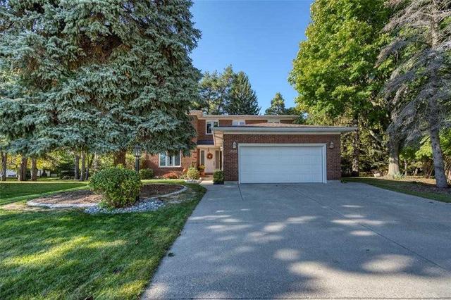 n7x1h5 - 2088 Clarence Dr, House detached with 4 bedrooms, 3 bathrooms and 4 parking in Sarnia ON | Card Image