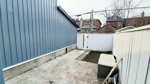 418 Margueretta St, House detached with 6 bedrooms, 5 bathrooms and 2 parking in Toronto ON | Image 17