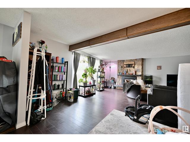 91 Main Bv, House detached with 5 bedrooms, 2 bathrooms and 4 parking in Edmonton AB | Image 4