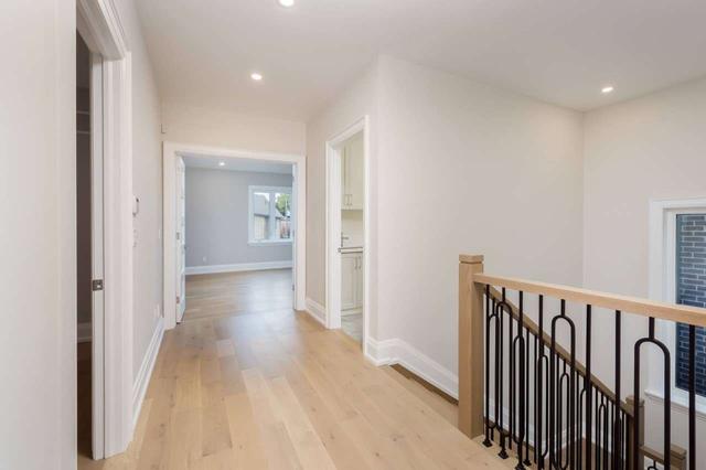 2536 St Clair Ave E, House detached with 4 bedrooms, 5 bathrooms and 2 parking in Toronto ON | Image 8