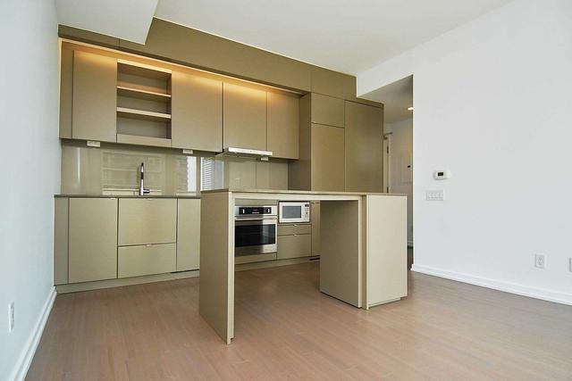 2607 - 101 Peter St, Condo with 1 bedrooms, 1 bathrooms and 0 parking in Toronto ON | Image 37