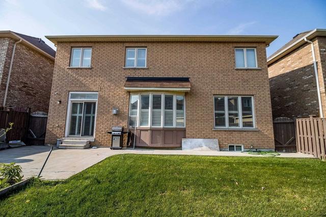 5 Bon Echo Tr, House detached with 5 bedrooms, 4 bathrooms and 5 parking in Brampton ON | Image 20