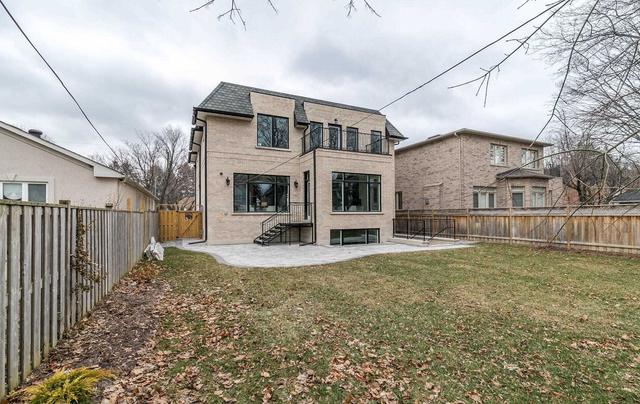55 Woodward Ave, House detached with 4 bedrooms, 5 bathrooms and 6 parking in Markham ON | Image 32
