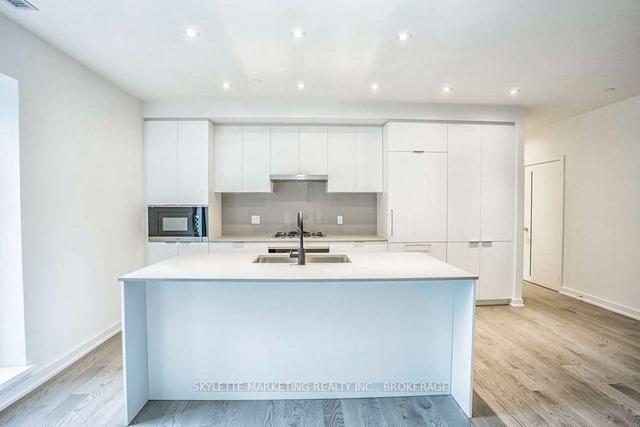 401 - 22 Lombard St, Condo with 2 bedrooms, 2 bathrooms and 1 parking in Toronto ON | Image 37