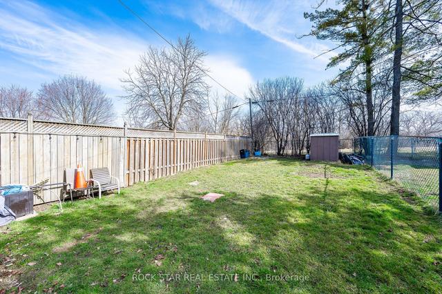 119 Southmoor Dr, House semidetached with 3 bedrooms, 2 bathrooms and 3 parking in Kitchener ON | Image 15