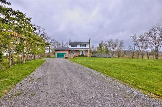 8200 Sixteen Road, House detached with 3 bedrooms, 2 bathrooms and 8 parking in West Lincoln ON | Image 3