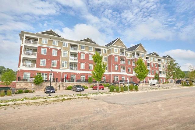 406 - 40 Horseshoe Blvd, Condo with 2 bedrooms, 2 bathrooms and 1 parking in Oro Medonte ON | Image 4