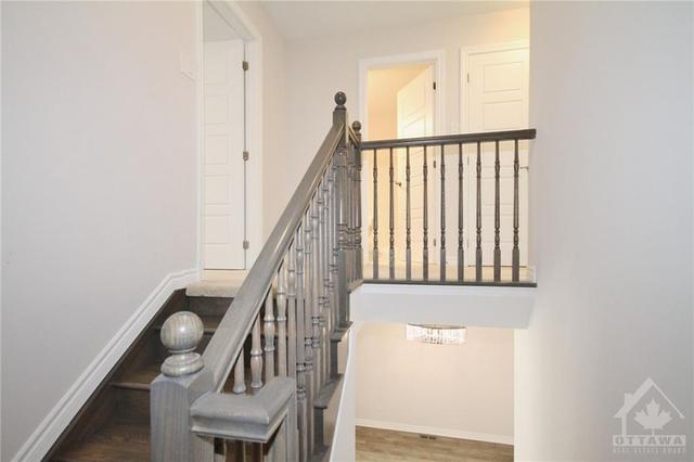 723 Megrez Way, Townhouse with 3 bedrooms, 3 bathrooms and 2 parking in Ottawa ON | Image 13