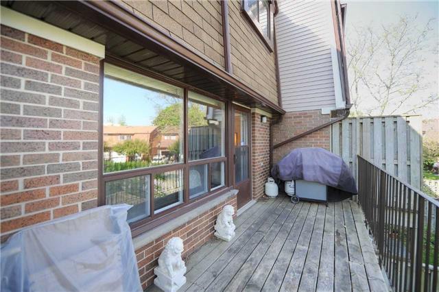 36 - 40 Castle Rock Dr, Townhouse with 3 bedrooms, 2 bathrooms and 2 parking in Richmond Hill ON | Image 17
