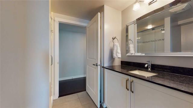 242 Rideau St, Condo with 2 bedrooms, 2 bathrooms and 1 parking in Ottawa ON | Image 7