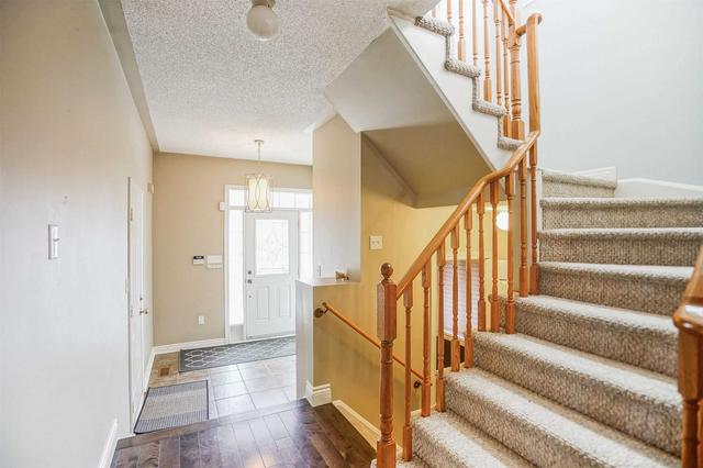 906 Isaac Phillips Way, House semidetached with 3 bedrooms, 3 bathrooms and 3 parking in Newmarket ON | Image 30
