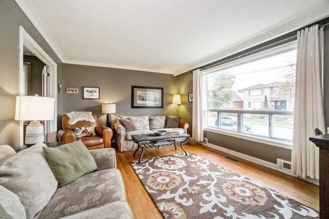 181 Horsham Ave, House detached with 3 bedrooms, 3 bathrooms and 4 parking in Toronto ON | Image 34