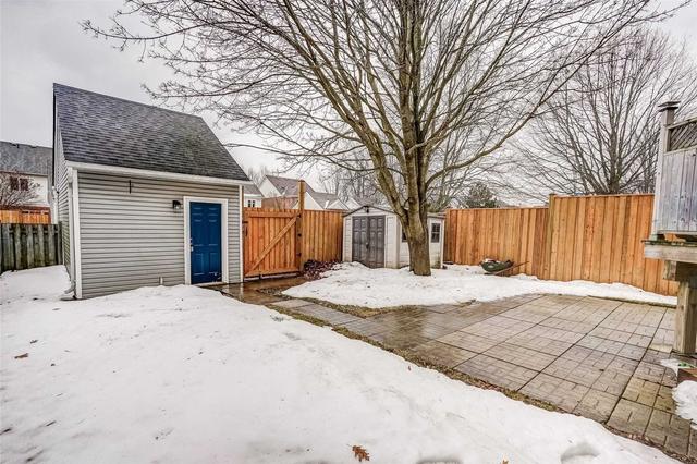 330 Cottonwood St, House detached with 3 bedrooms, 3 bathrooms and 3 parking in Orangeville ON | Image 22