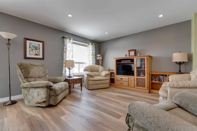83 Johnson St, House detached with 2 bedrooms, 3 bathrooms and 6 parking in Orillia ON | Image 23