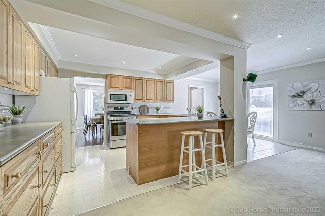 7 Marchmount Cres, House detached with 5 bedrooms, 4 bathrooms and 6 parking in Brampton ON | Image 24