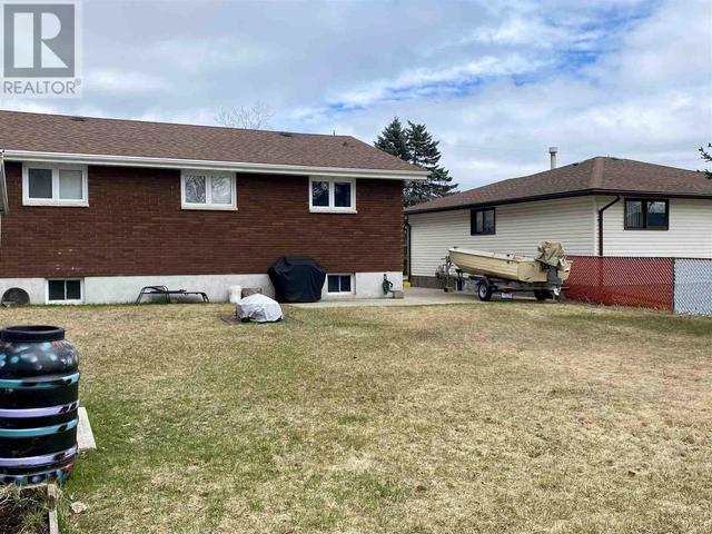 394 Royal St, House detached with 4 bedrooms, 1 bathrooms and null parking in Thunder Bay ON | Image 28
