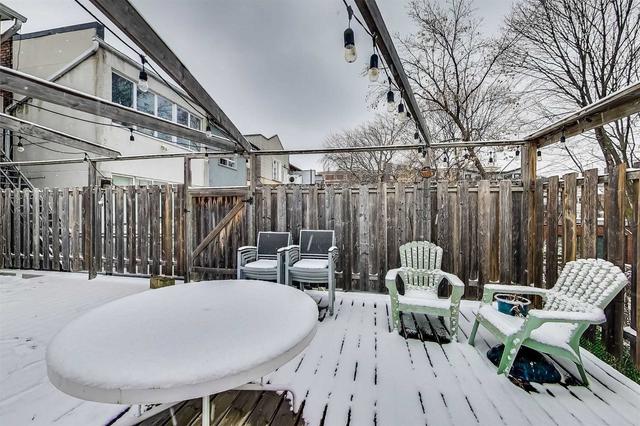 213 Roncesvalles Ave, House attached with 6 bedrooms, 3 bathrooms and 0 parking in Toronto ON | Image 13