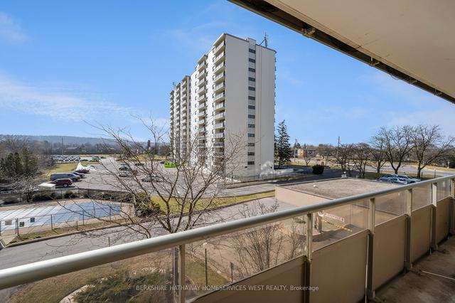 309 - 215 Glenridge Ave, Condo with 2 bedrooms, 1 bathrooms and 1 parking in St. Catharines ON | Image 16