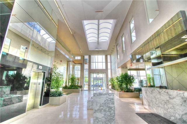 1510 - 9608 Yonge St, Condo with 1 bedrooms, 1 bathrooms and 1 parking in Richmond Hill ON | Image 3