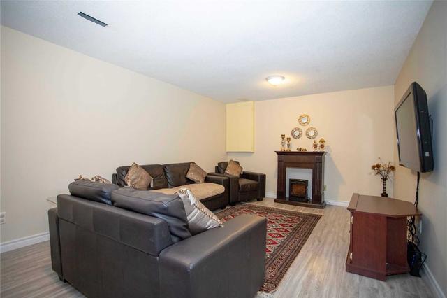 26 - 160 Conway Dr, Townhouse with 3 bedrooms, 2 bathrooms and 2 parking in London ON | Image 14