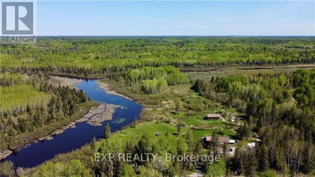 2092 Nepewassi Lake Rd, House detached with 2 bedrooms, 2 bathrooms and 20 parking in St. Charles ON | Image 26