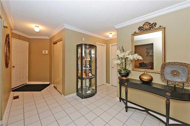 156 Lamar St, House detached with 4 bedrooms, 4 bathrooms and 4 parking in Vaughan ON | Image 3