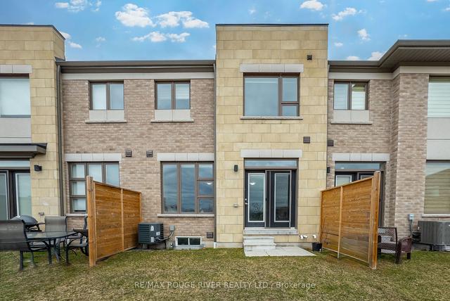 42 Donald Fleming Way, Townhouse with 3 bedrooms, 3 bathrooms and 2 parking in Whitby ON | Image 26
