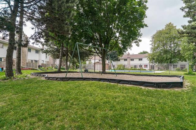 85 Brimwood Blvd, Townhouse with 4 bedrooms, 3 bathrooms and 2 parking in Toronto ON | Image 30
