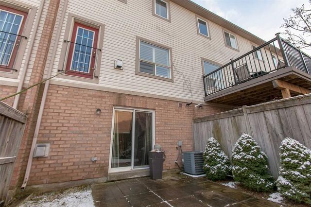 86 - 710 Spring Gardens Rd, Townhouse with 3 bedrooms, 2 bathrooms and 2 parking in Burlington ON | Image 4
