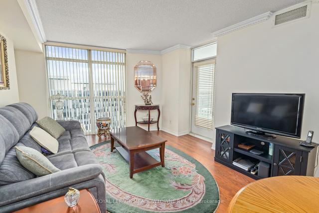 1206 - 9 George St N, Condo with 2 bedrooms, 2 bathrooms and 1 parking in Brampton ON | Image 6